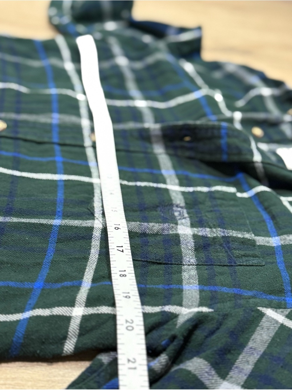 Chaps Plaid Flannel Long Sleeve Button Down Shirt Green Blue Size Medium - Picture 8 of 11